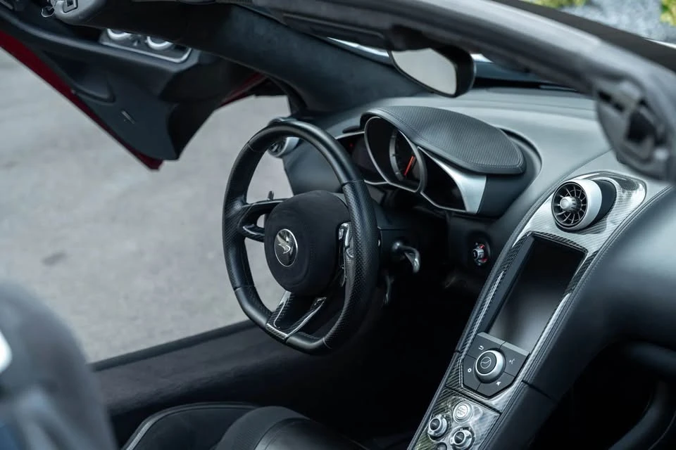 2015 McLaren 650S Spider - Image 15 of 20