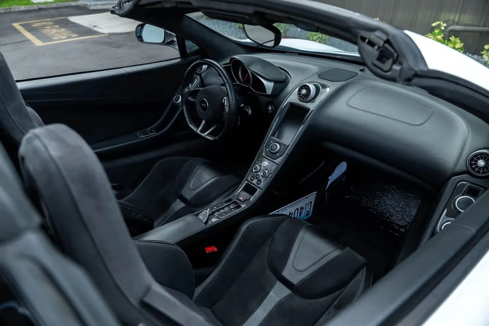2015 McLaren 650S Spider - Image 12 of 20