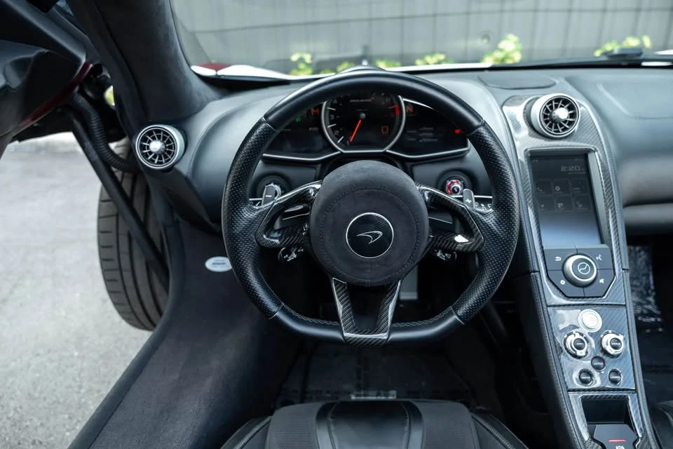 2015 McLaren 650S Spider - Image 16 of 20