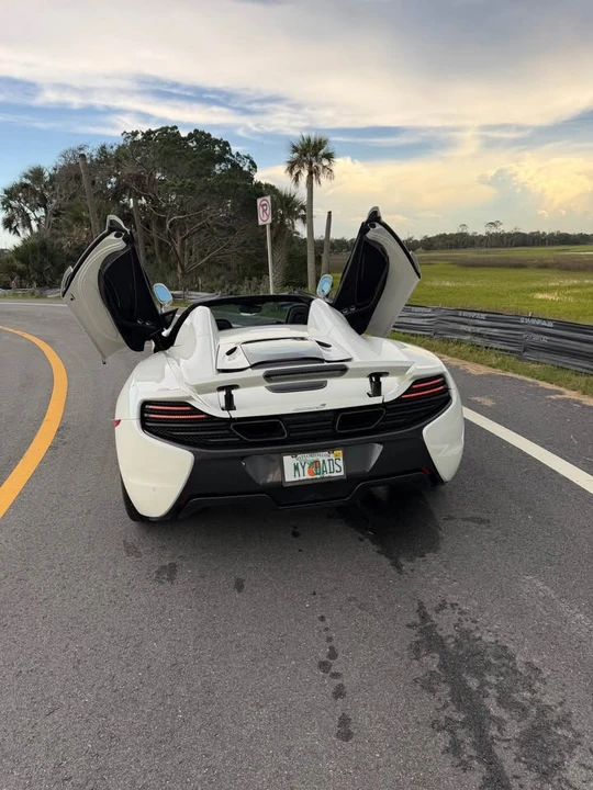 2015 McLaren 650S Spider - Image 8 of 12