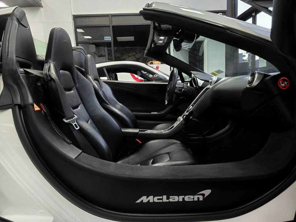 2015 McLaren 650S Spider - Image 12 of 15