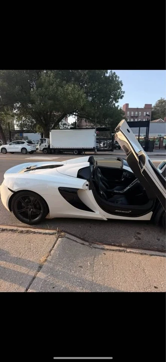 2015 McLaren 650S Spider - Image 17 of 20