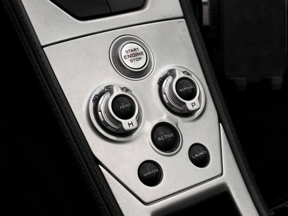 2015 McLaren 650S Spider - Image 15 of 20
