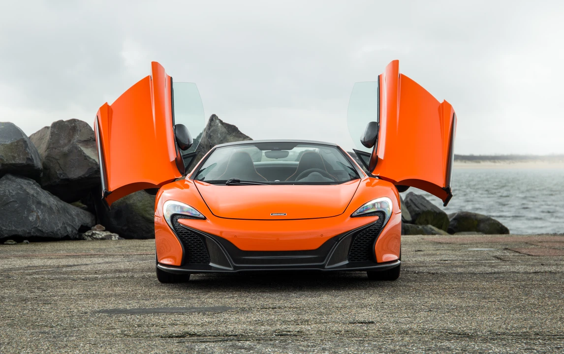 2015 McLaren 650S Spider - Image 7 of 31
