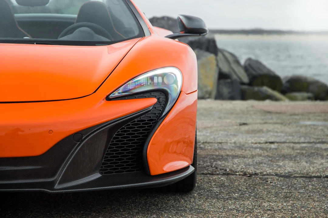 2015 McLaren 650S Spider - Image 19 of 31