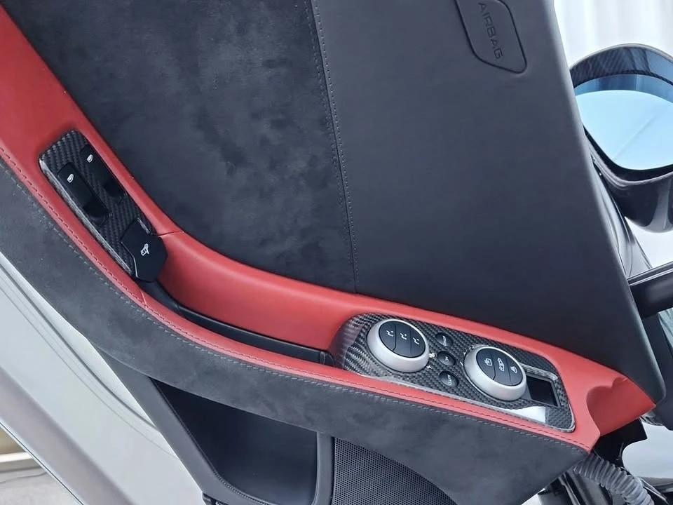 2015 McLaren 650S - Image 18 of 20