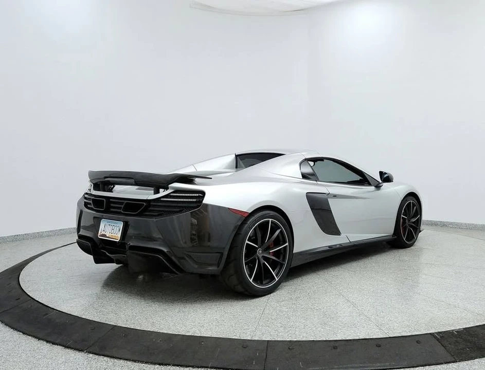 2015 McLaren 650S - Image 5 of 20