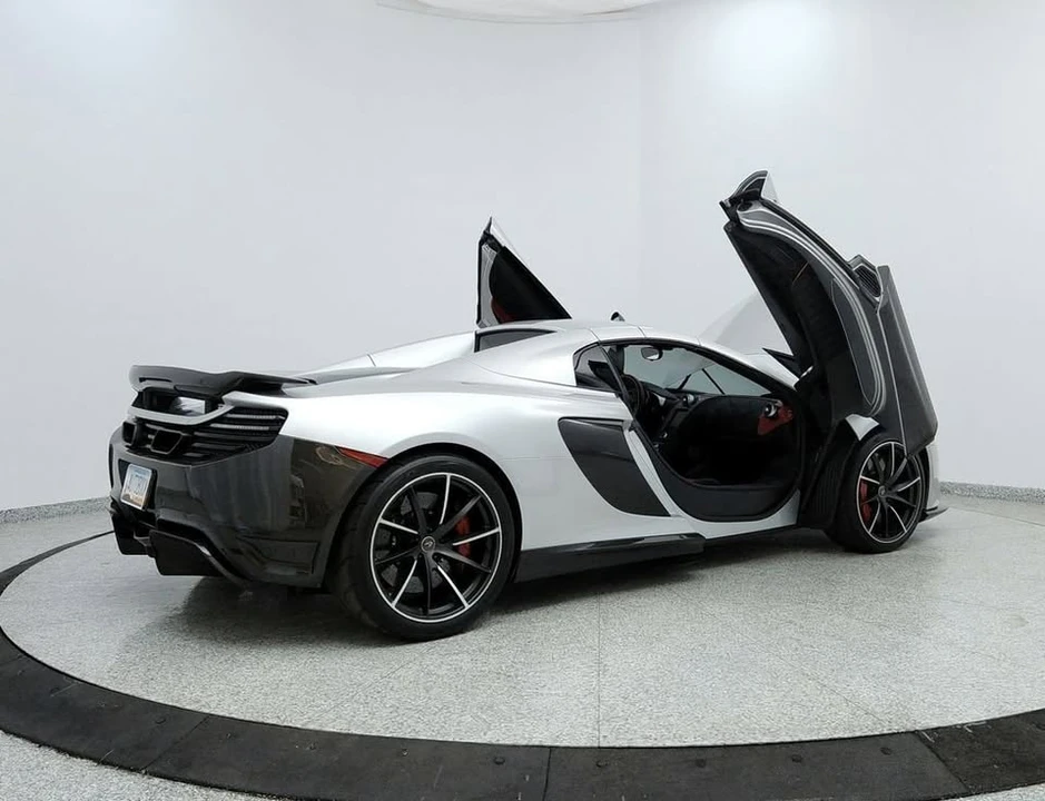 2015 McLaren 650S - Image 11 of 20
