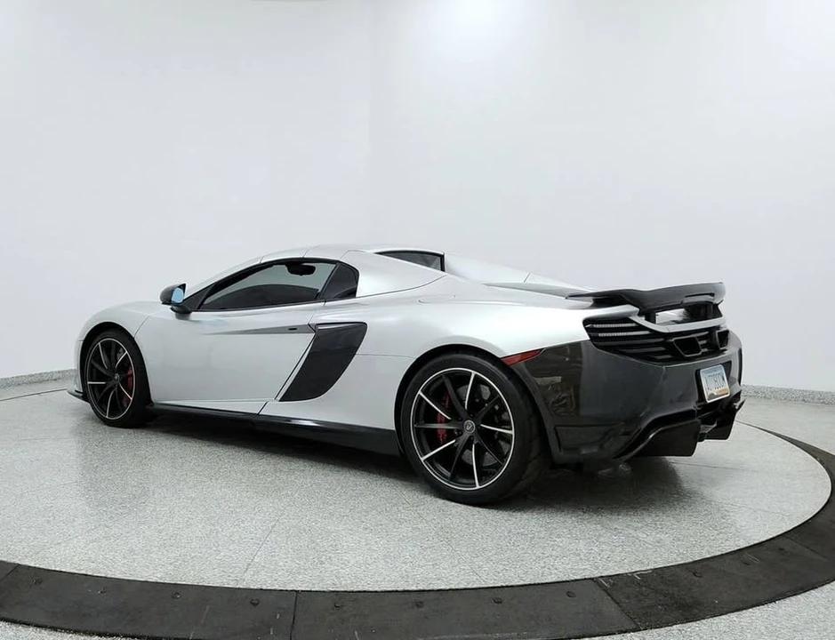 2015 McLaren 650S - Image 3 of 20