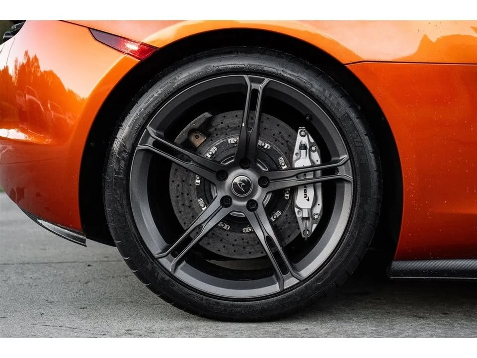 2015 McLaren 650S - Image 5 of 20