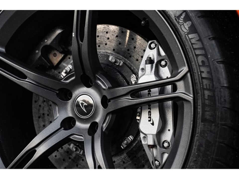 2015 McLaren 650S - Image 6 of 20