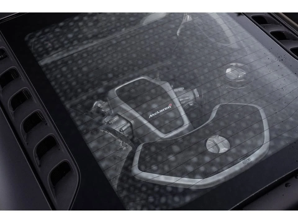 2015 McLaren 650S - Image 18 of 20