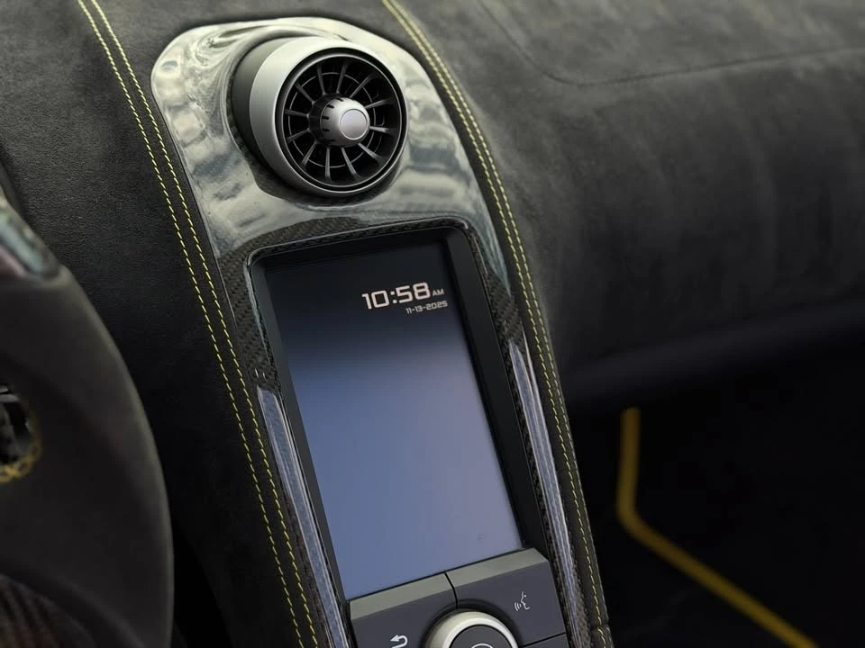 2015 McLaren 650S - Image 18 of 19