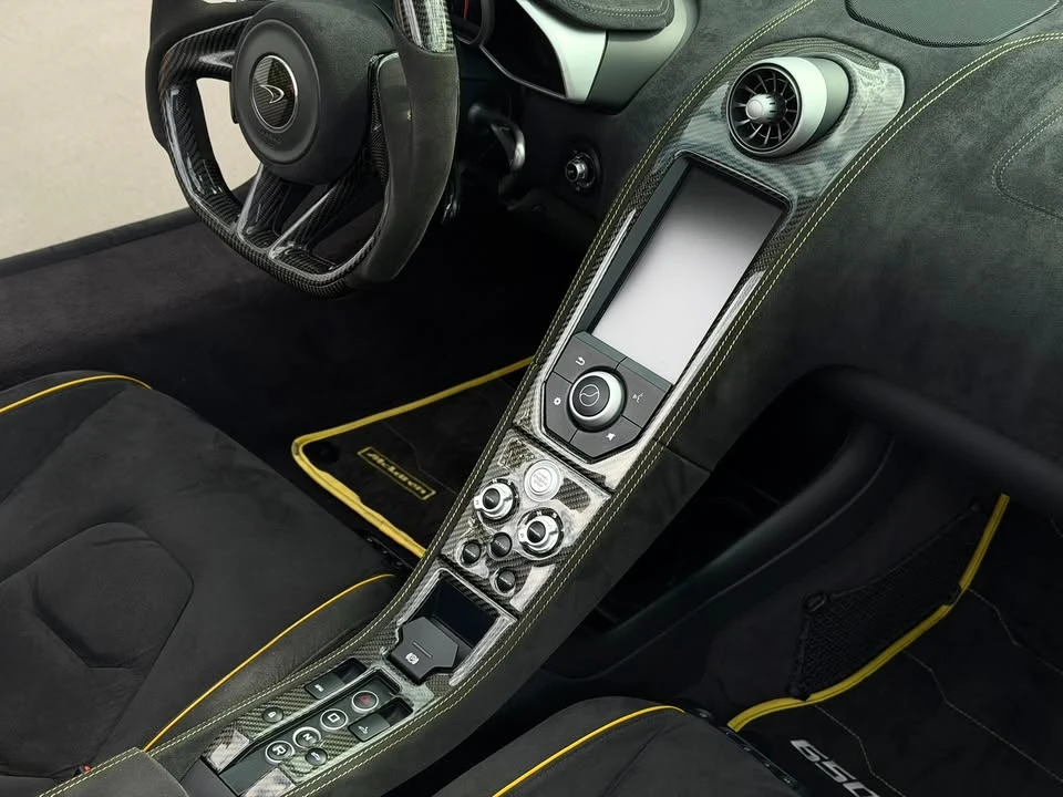 2015 McLaren 650S - Image 13 of 19
