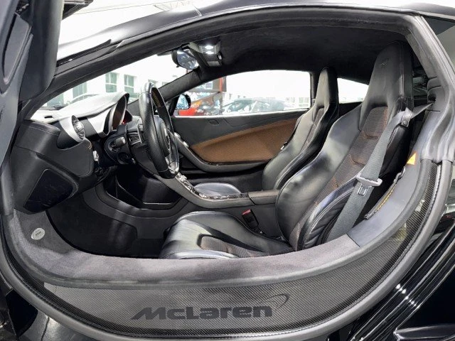2015 McLaren 650S - Image 10 of 20