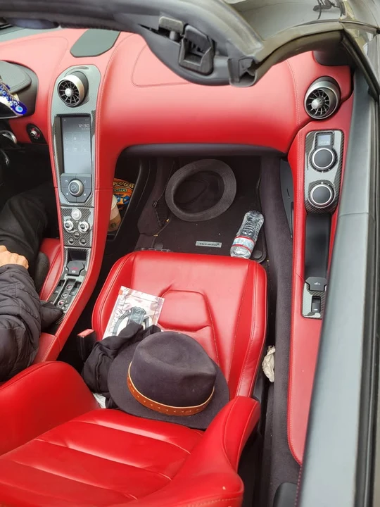 2015 McLaren 650S - Image 9 of 16