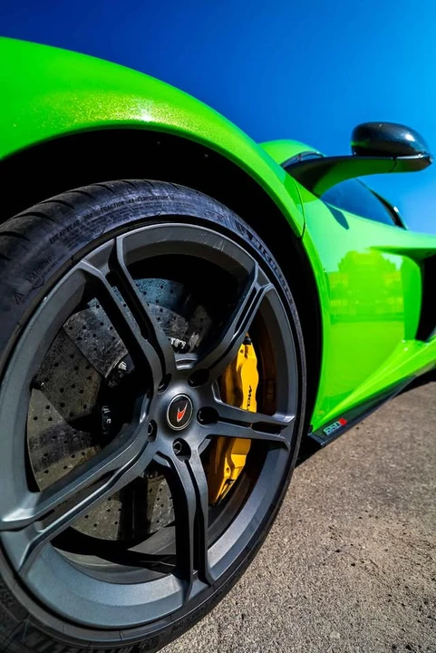 2015 McLaren 650S - Image 13 of 16