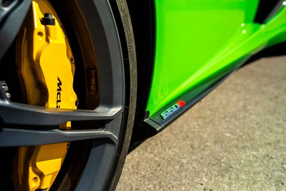 2015 McLaren 650S - Image 12 of 16