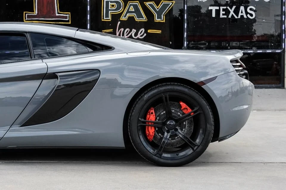 2015 McLaren 650S Coupe - Image 11 of 13