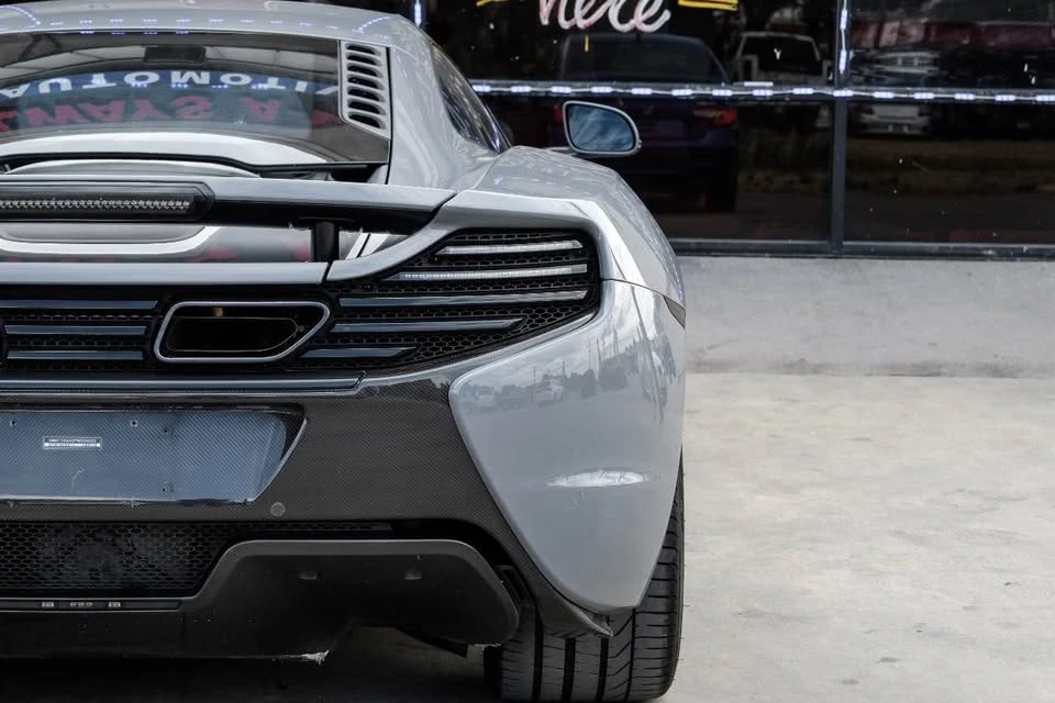 2015 McLaren 650S Coupe - Image 9 of 13