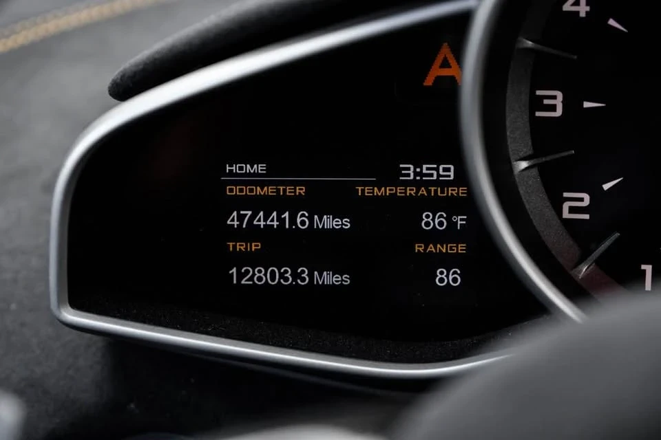2015 McLaren 650S Coupe - Image 15 of 19
