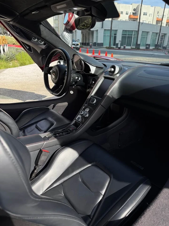 2015 McLaren 650S Spider - Image 16 of 20