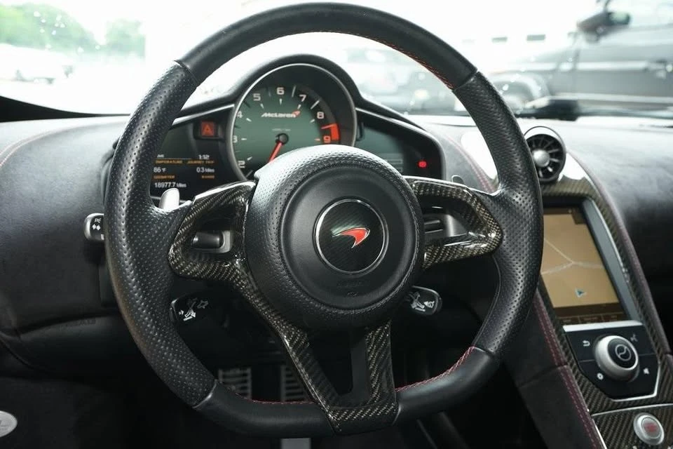 2015 McLaren 650S Spider - Image 9 of 20