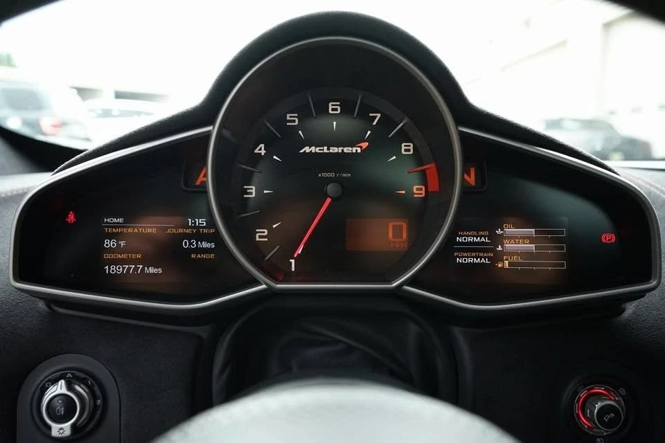 2015 McLaren 650S Spider - Image 13 of 20