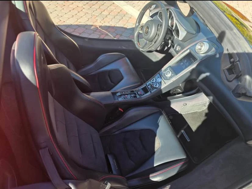 2015 McLaren 650S Spider - Image 17 of 20