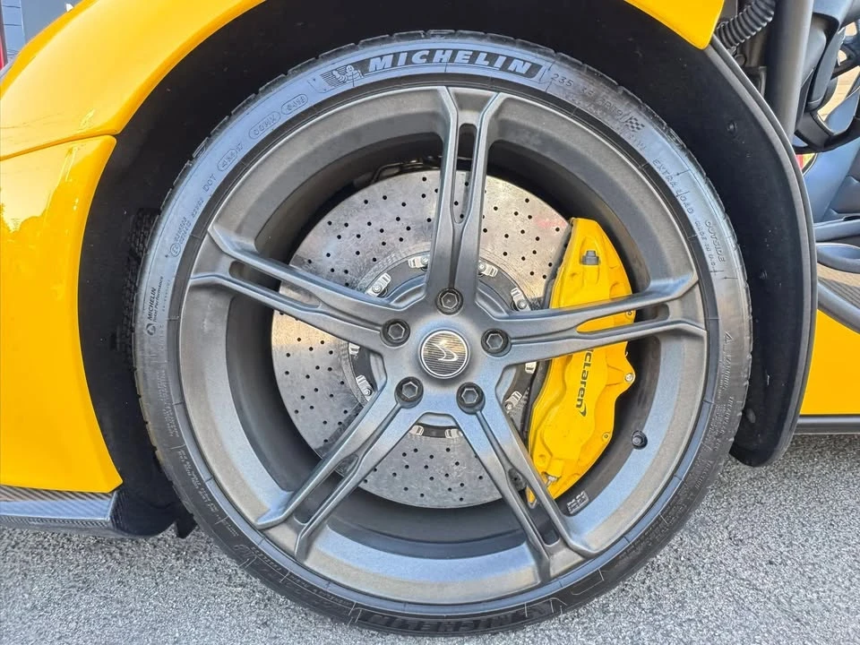 2015 McLaren 650S Spider - Image 18 of 20