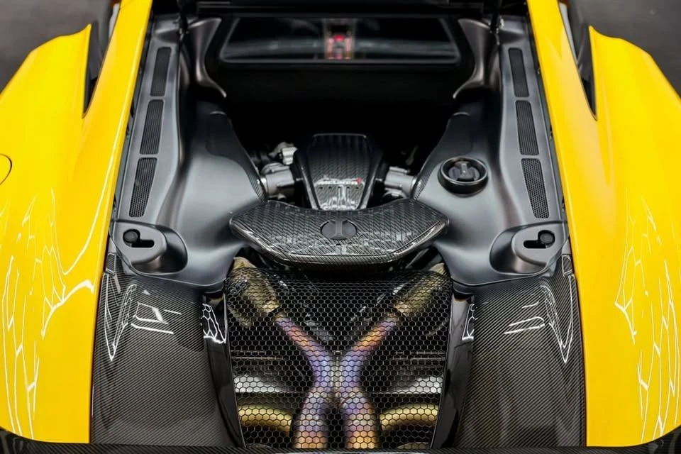 2015 McLaren 650S - Image 13 of 20