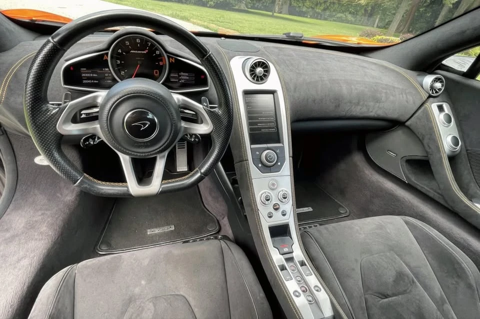 2015 McLaren 650S Spider - Image 12 of 15