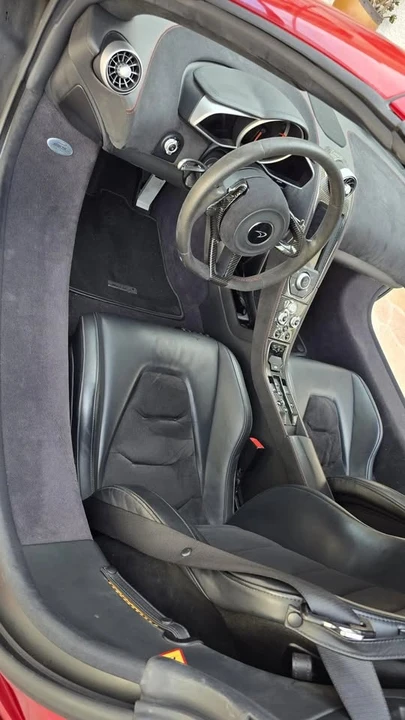 2015 McLaren 650S Spider - Image 16 of 20