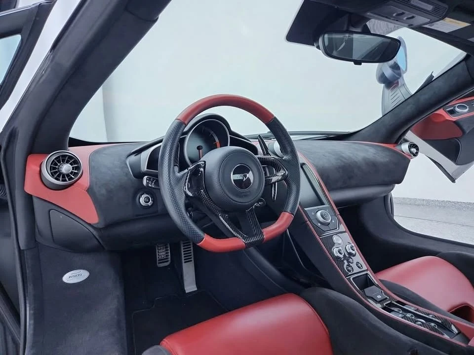 2015 McLaren 650S Spider - Image 17 of 20