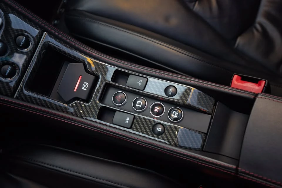 2015 McLaren 650S Spider - Image 14 of 20