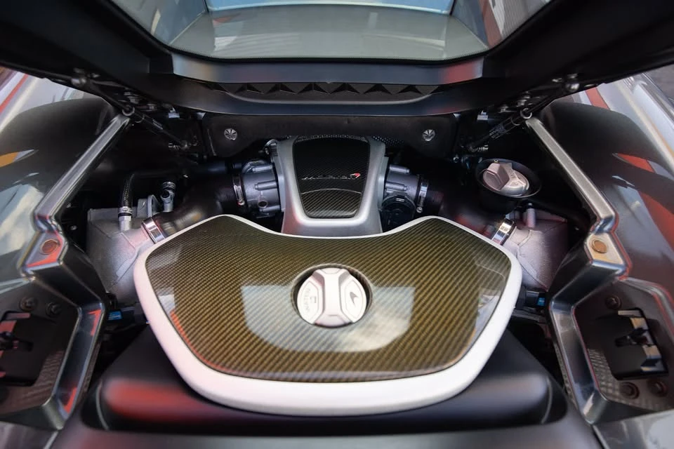 2015 McLaren 650S Spider - Image 16 of 20