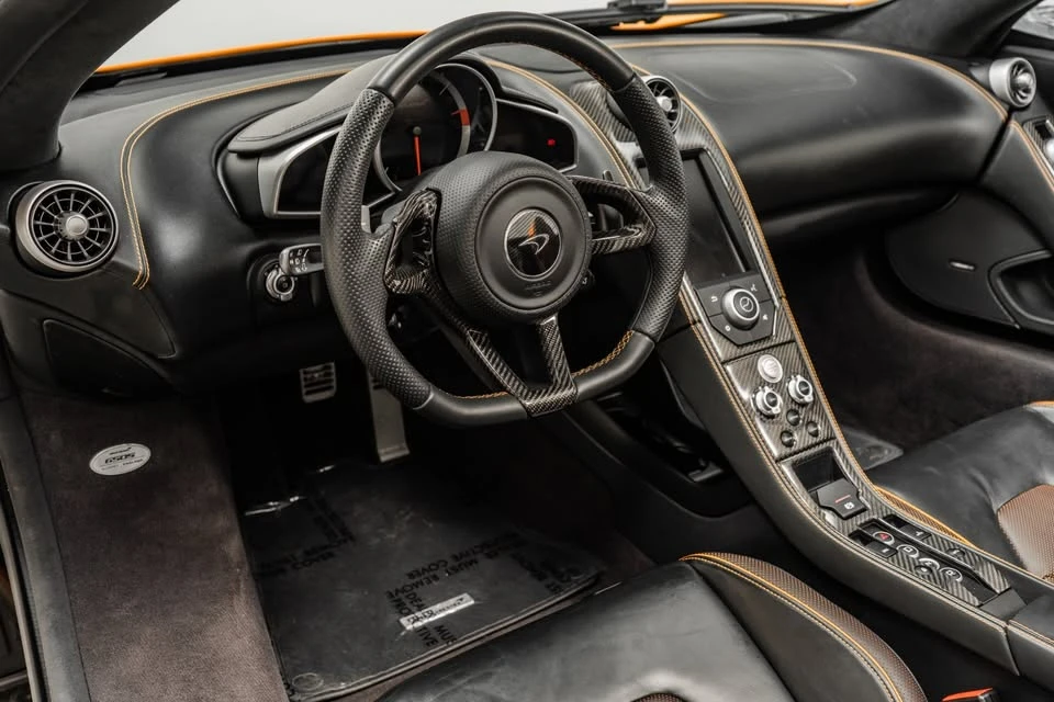 2015 McLaren 650S Spider - Image 9 of 16