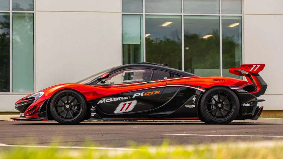 2015 McLaren P1 - Image 2 of 31