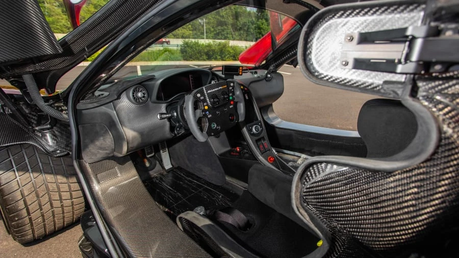 2015 McLaren P1 - Image 4 of 31