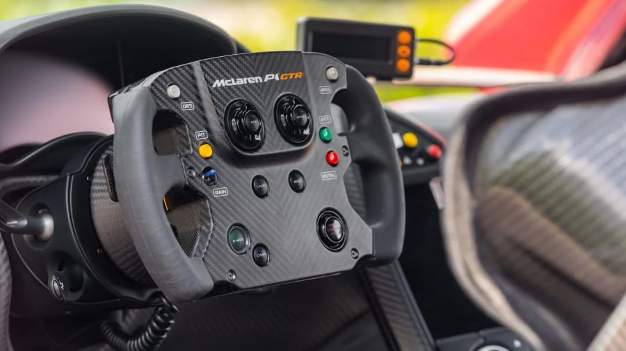 2015 McLaren P1 - Image 9 of 31