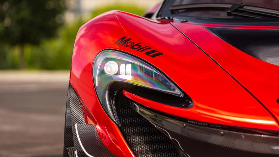 2015 McLaren P1 - Image 21 of 31