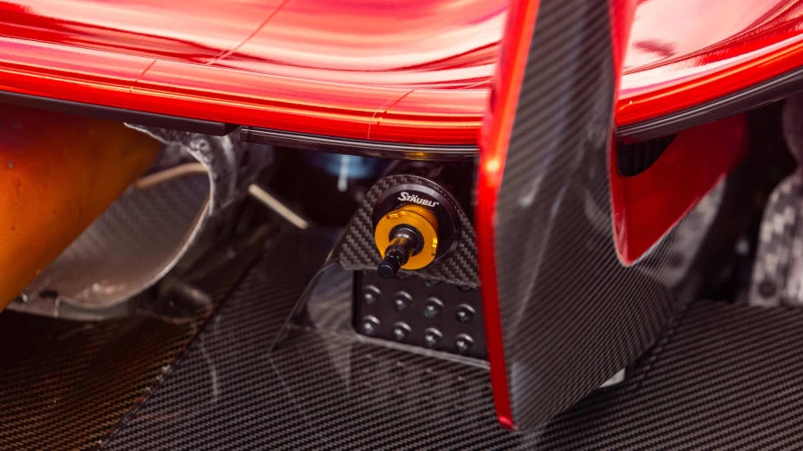 2015 McLaren P1 - Image 23 of 31