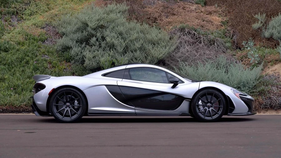 2015 McLaren P1 - Image 2 of 12