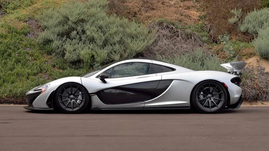 2015 McLaren P1 - Image 8 of 12