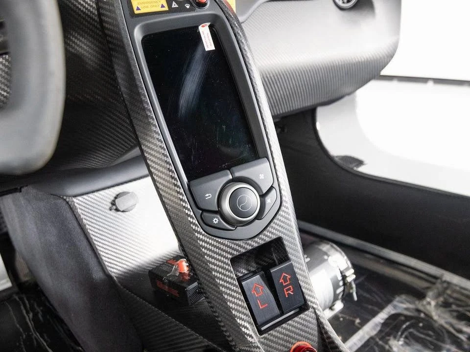 2015 McLaren P1 - Image 13 of 21