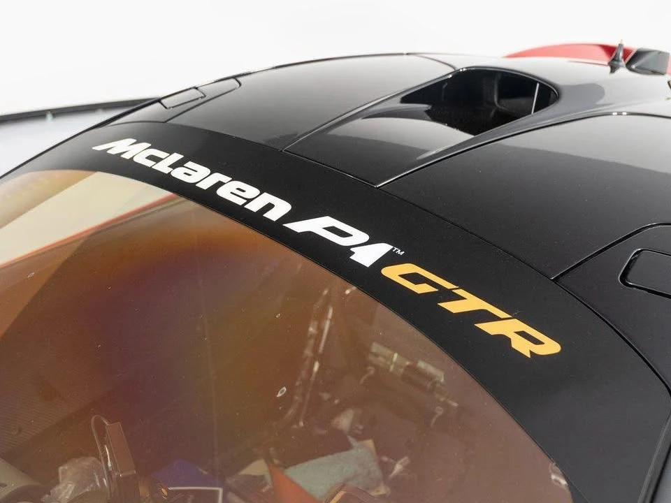 2015 McLaren P1 - Image 18 of 21