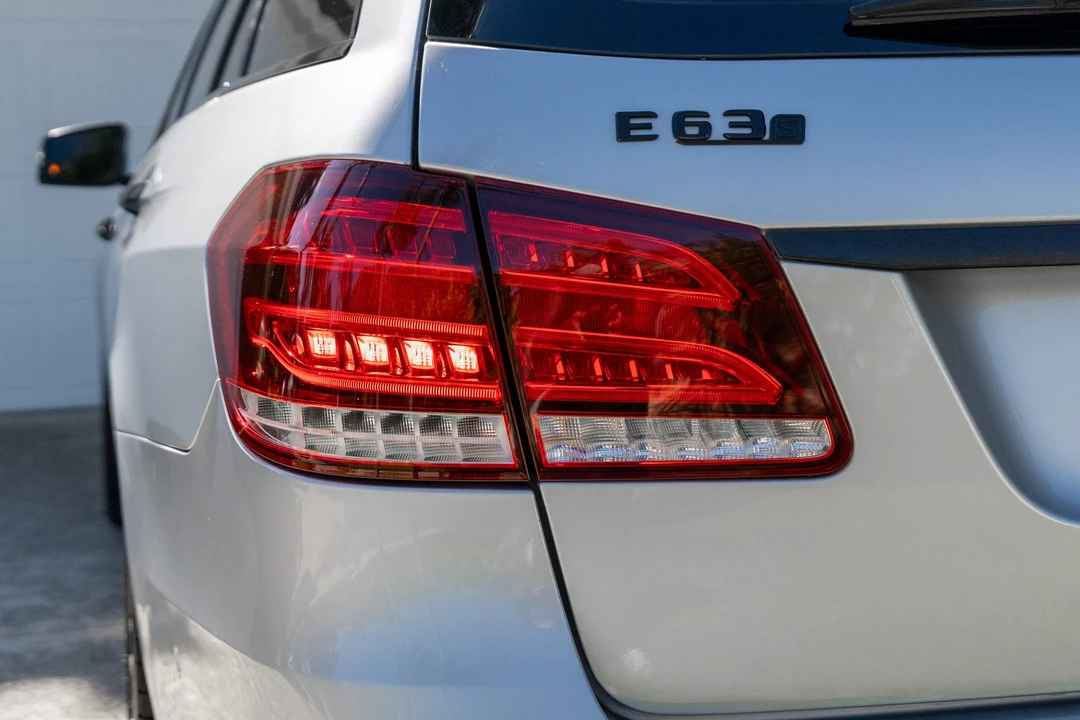2015 Mercedes-Benz W212 E 63 AMG - Image 18 of 31