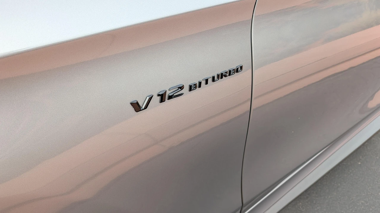 2015 Mercedes-Benz C217/A217 S 63 & S 65 AMG Coupe & Convertible - Image 16 of 31