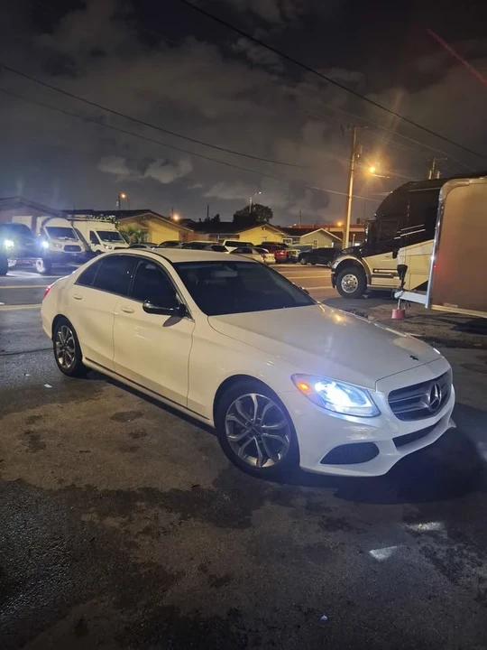 2015 Mercedes-Benz W212 E-Class - Image 5 of 7