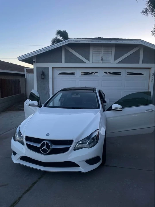 2015 Mercedes-Benz W212 E-Class - Image 2 of 3